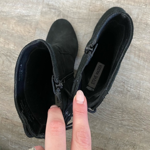 Steve Madden Rochelle Bootie Black Lace Up - Picture 8 of 10